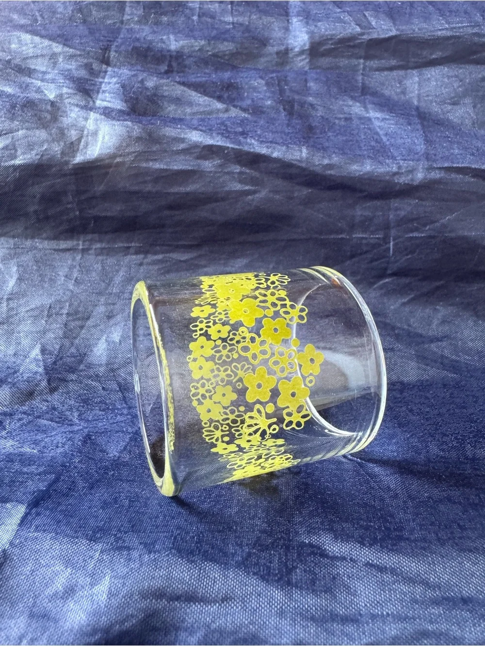 Set of 12 Pyrex Clear Glass Napkin Ring with crazy daisy Floral Band
